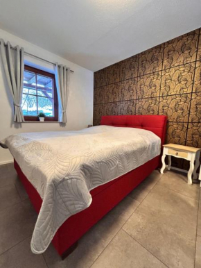 Ferienwohnung mit Gartennutzung, Garage und Wallbox